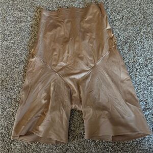 Soma | Nude Shapewear Shorts